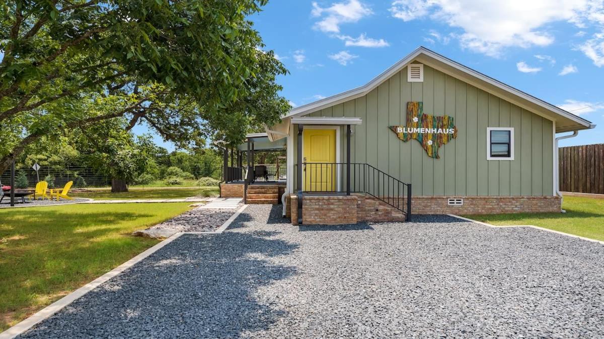 Blumenhaus Sleeps 6 Full Kitchen Plus Hot Tub Фредериксберг Экстерьер фото